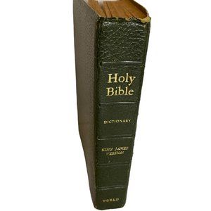 Holy Bible Red Letter Ed King James version dictionary hardcover 1970's